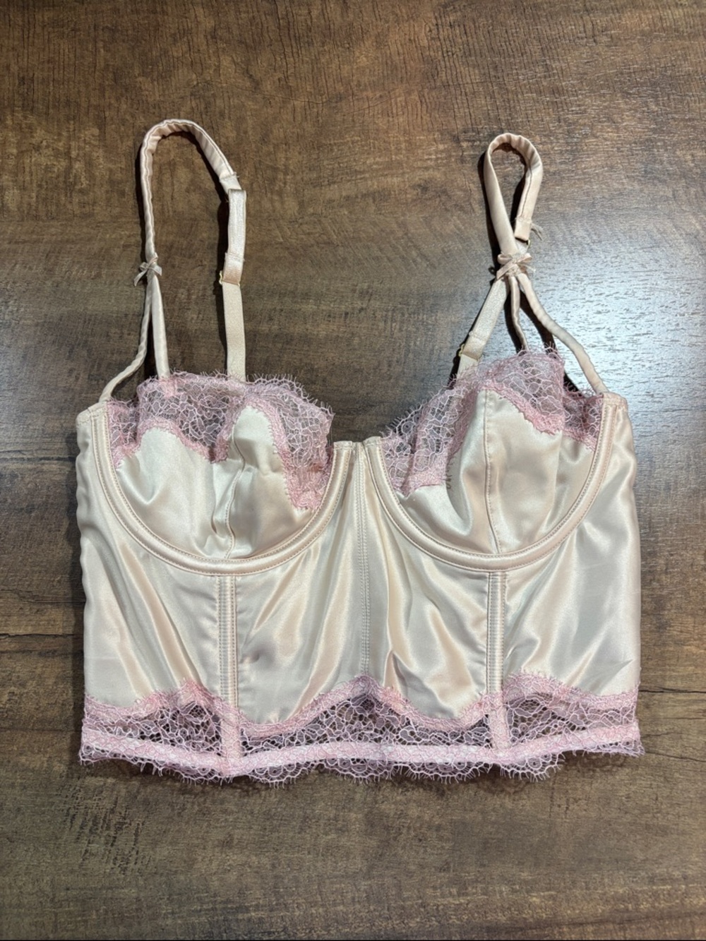 Victoria's Secret Dream Angels Satin Long Line Balconette Bra with Pink Trim 32c
